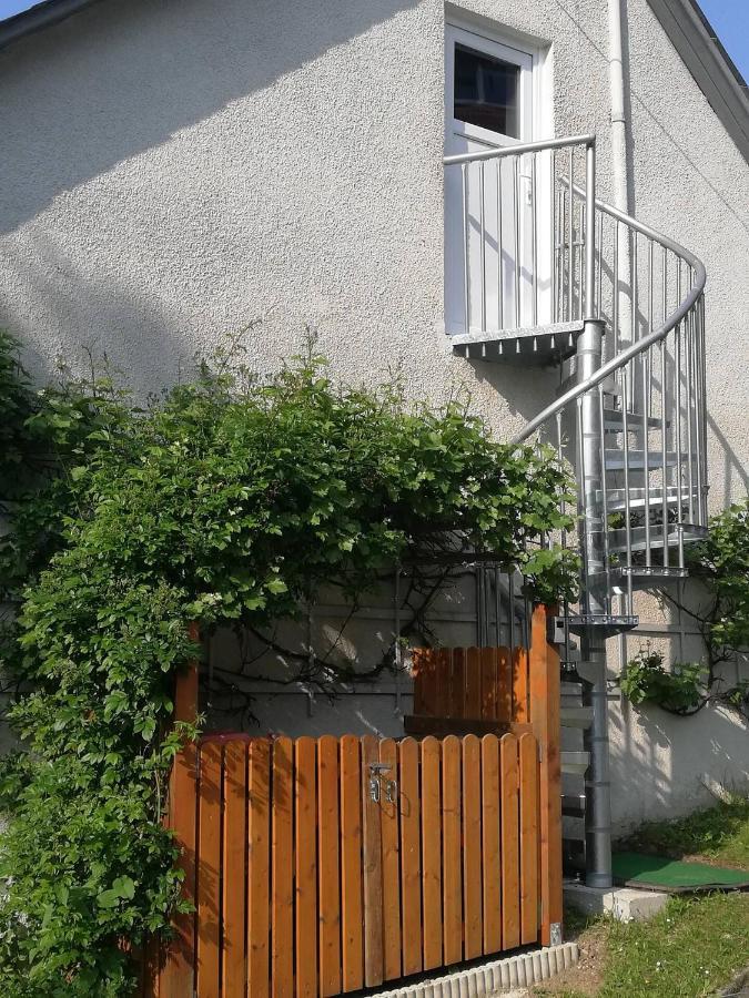 Retro Apartment Graz Kültér fotó